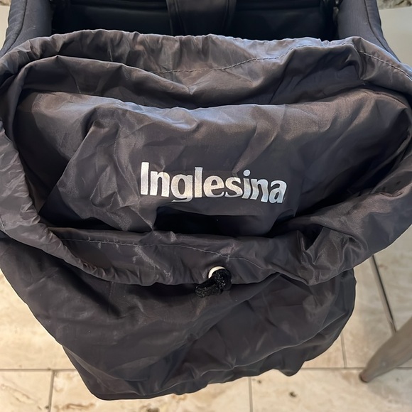 Inglesina Fast Table Portable High Chair in Black - Picture 8 of 8